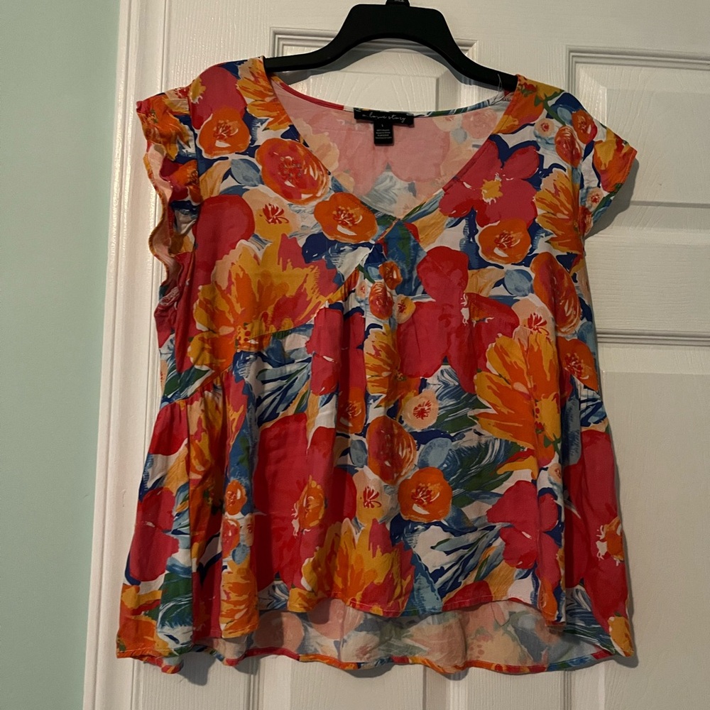 Verso a Floral Flutter Sleeve Blouse - Multicolor
